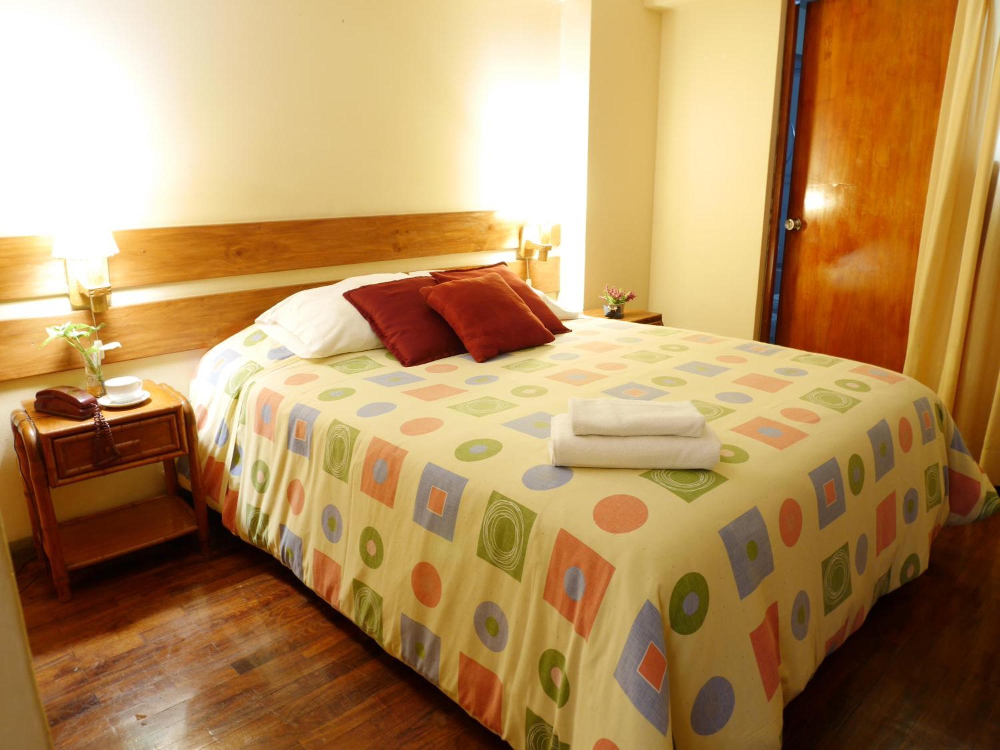 Suite Service Apart Hotel Lima Ngoại thất bức ảnh