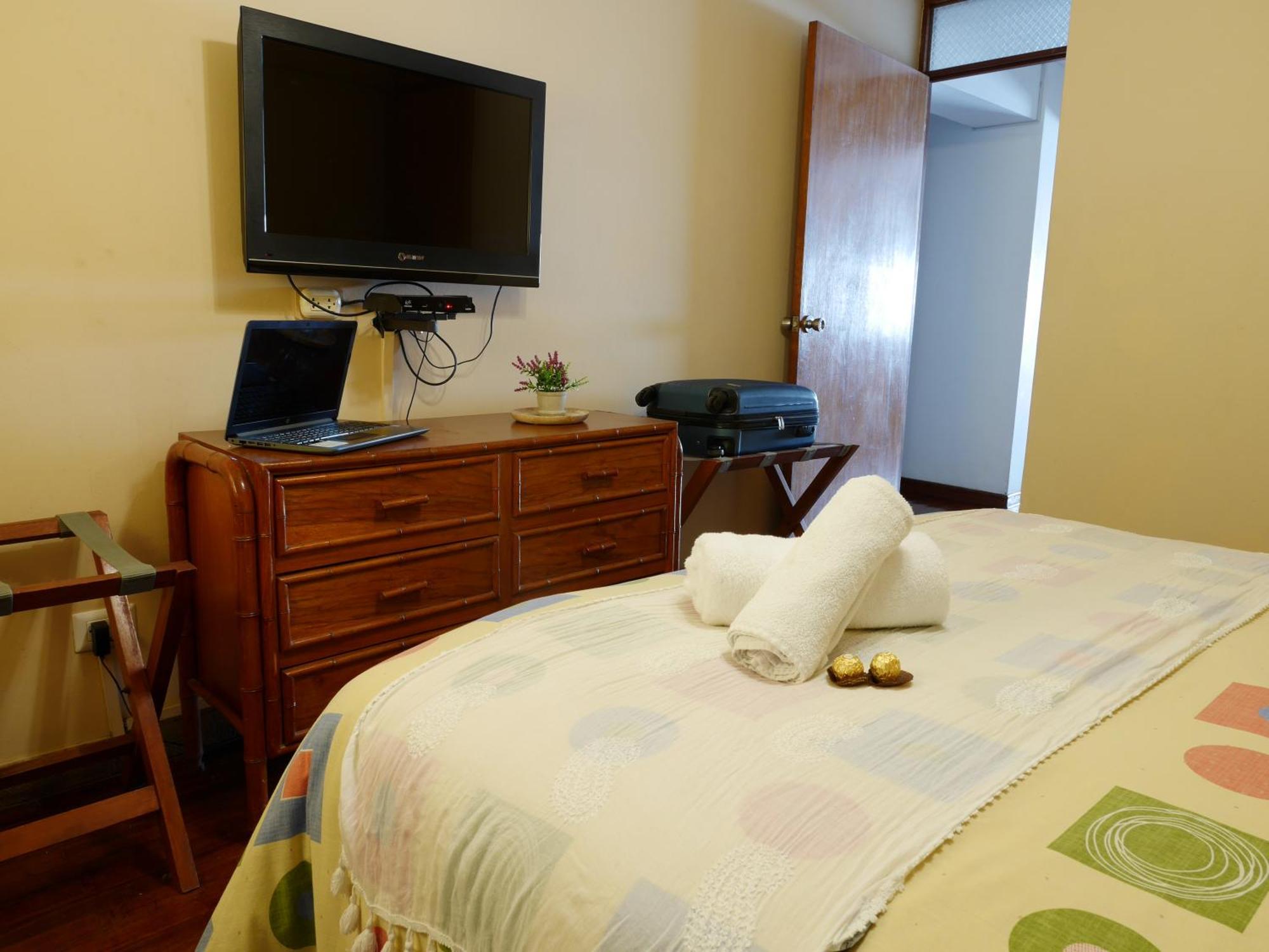Suite Service Apart Hotel Lima Ngoại thất bức ảnh